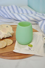 Load image into Gallery viewer, Unbreakable Silicone Wine Tumbler