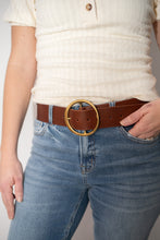 Load image into Gallery viewer, Farrah Classic Wide Round Buckle