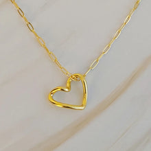 Load image into Gallery viewer, Heart &amp; Chain Necklace