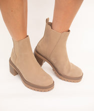 Load image into Gallery viewer, Adea Heeled Boot