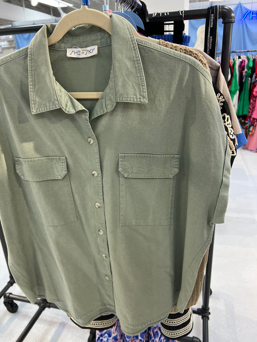 Sierra Button Down Curvy Top