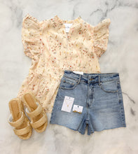 Load image into Gallery viewer, Gracie Floral Ruffle Sleeve Top