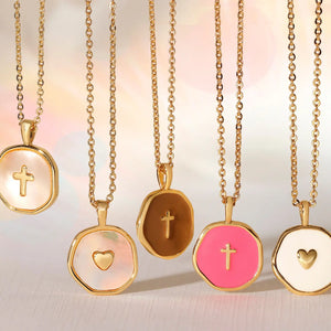Kari Heart Necklace-Black