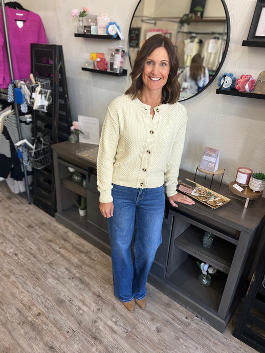 Regan 90’s Wide Leg Jean