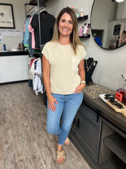 Hana Short Sleeve Sweater Top