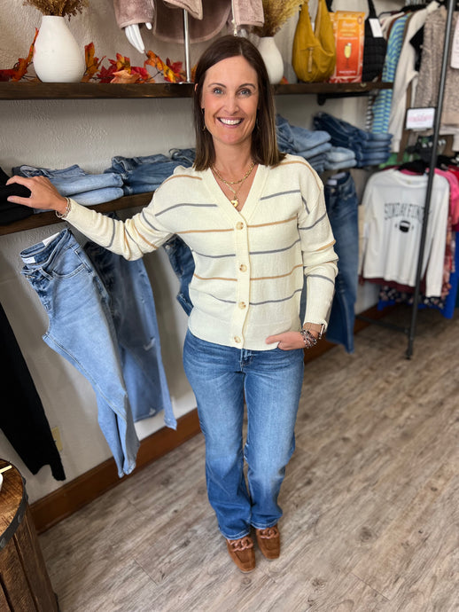 Alanna Buttoned V-Neck Cardi