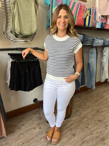 Oaklynn Textured Pullover Sweater