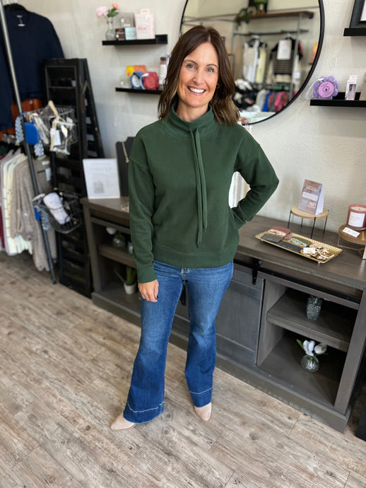Ellie Hunter Green Sweatshirt