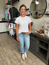 Load image into Gallery viewer, Elizabeth Vintage Wash Tee