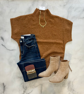 Jayla Camel Short Sleeved Sweater