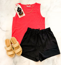Load image into Gallery viewer, Kinlee Elastic Waist Shorts