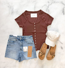 Load image into Gallery viewer, Ellison Button Down Tee