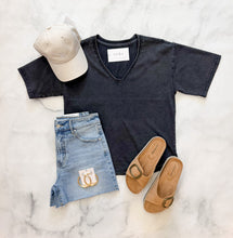Load image into Gallery viewer, Amiri Oversized Basic Tee