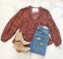 Load image into Gallery viewer, Raelynn Floral Print Blouse