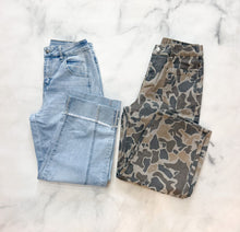 Load image into Gallery viewer, Cheri Camouflage Ankle Length Jeans