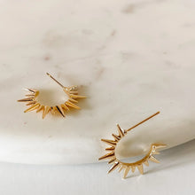 Load image into Gallery viewer, Mikel 18k Gold Stud Earrings