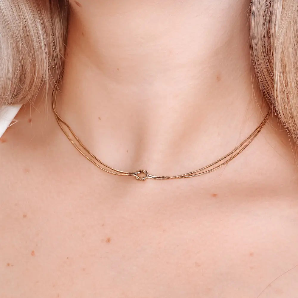 Alena Tie The Knot Necklace (Waterproof)