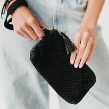 Load image into Gallery viewer, Rome Raffia Clutch Card Wallet