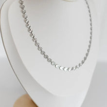 Load image into Gallery viewer, Madelyn Silver Disc Necklace