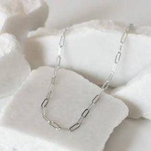 Load image into Gallery viewer, Kinsley Silver Paperclip Necklace
