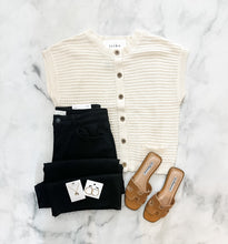 Load image into Gallery viewer, Morgan Button Down Knit Cardi