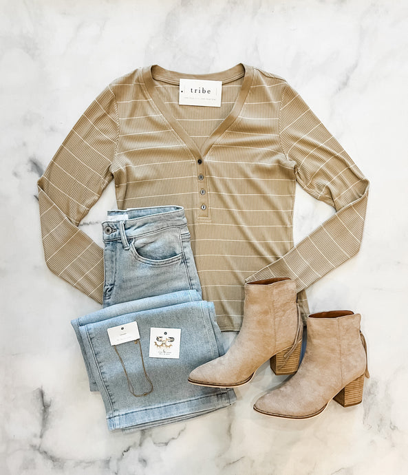 Ellie Basic Button Top