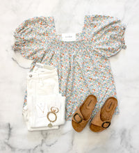 Load image into Gallery viewer, Riley Cropped White Flare