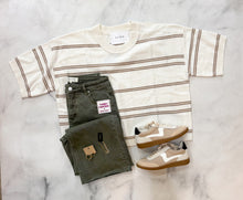 Load image into Gallery viewer, Cadence MR Ankle Straight Olive Denim