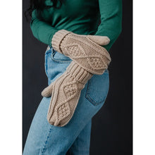 Load image into Gallery viewer, Brinley Cable Knit Mittens